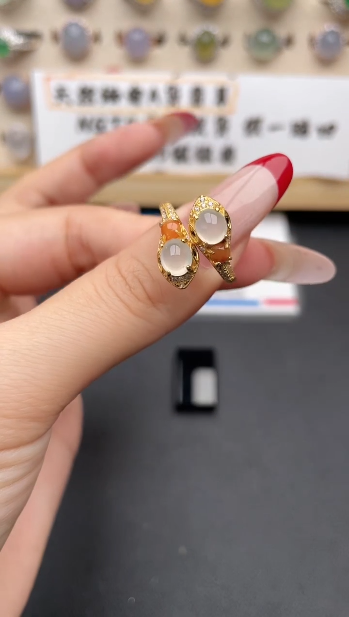 【闪购商品】翡翠戒指银S925镶嵌一物一证一礼盒