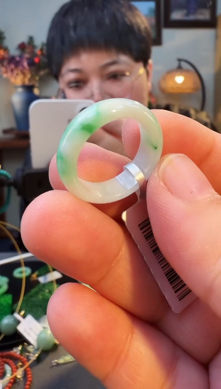 未镶嵌戒指翡翠戒圈