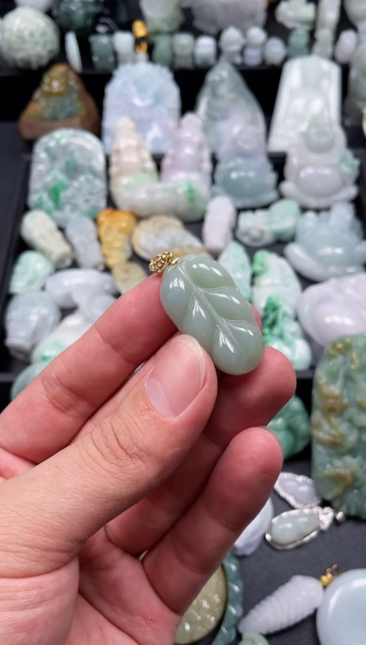 翡翠未镶嵌颈饰天然翡翠a货