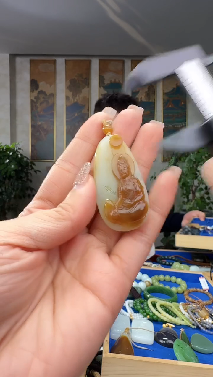 颈饰未镶嵌和田玉拍一发一