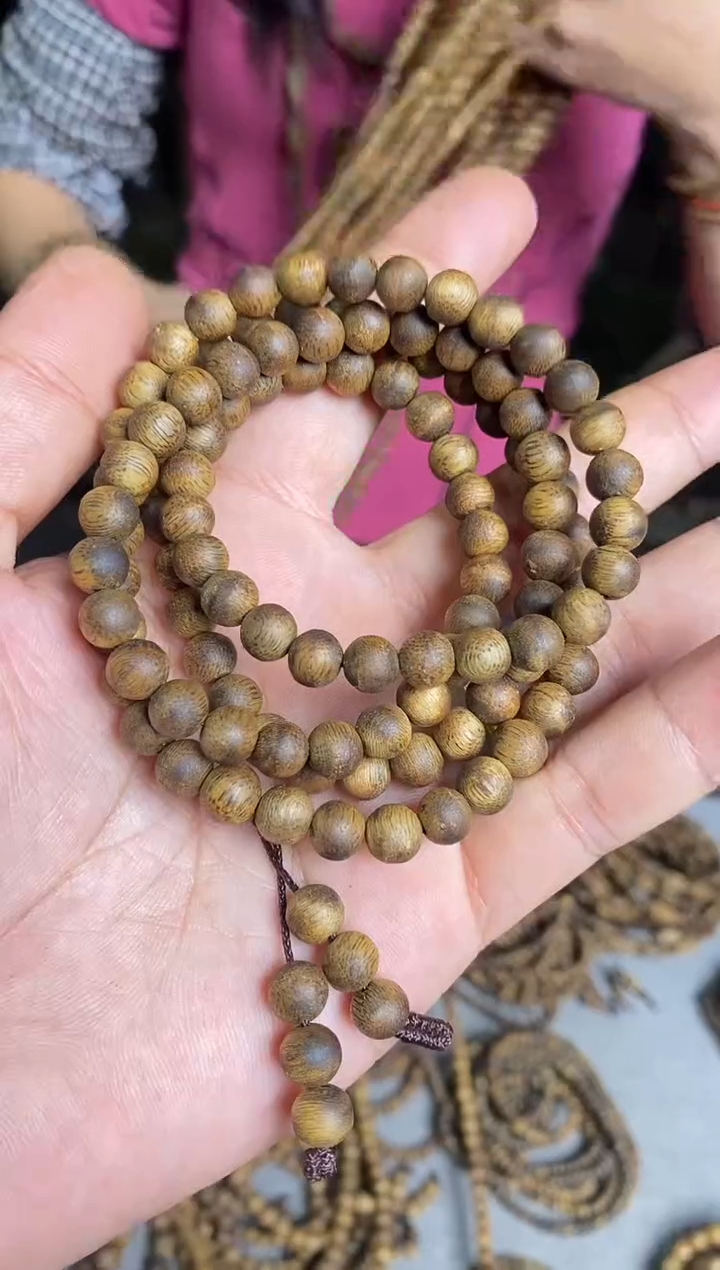 沉香手串乌身圆叶07圆珠多圈手串13+多样性发一