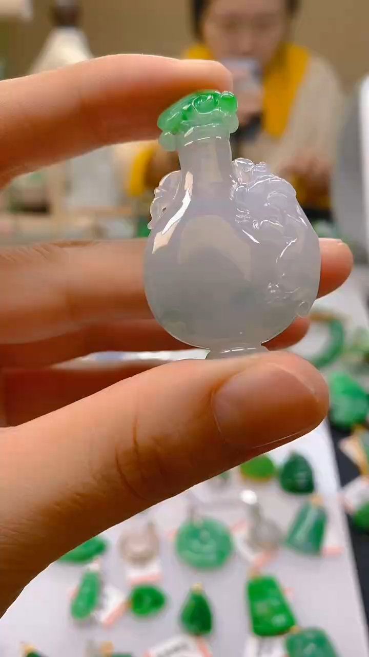【闪购商品】翡翠颈饰未镶嵌新号开播，全场乱卖