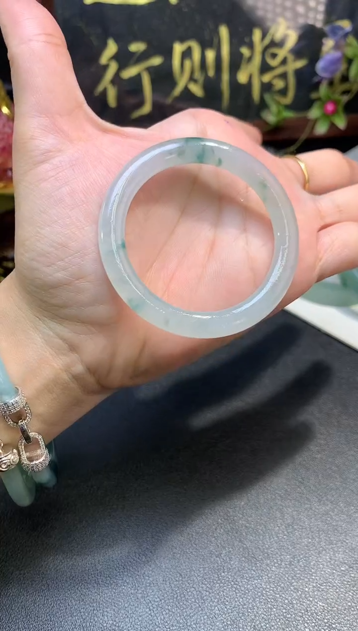 未镶嵌定制翡翠毛货