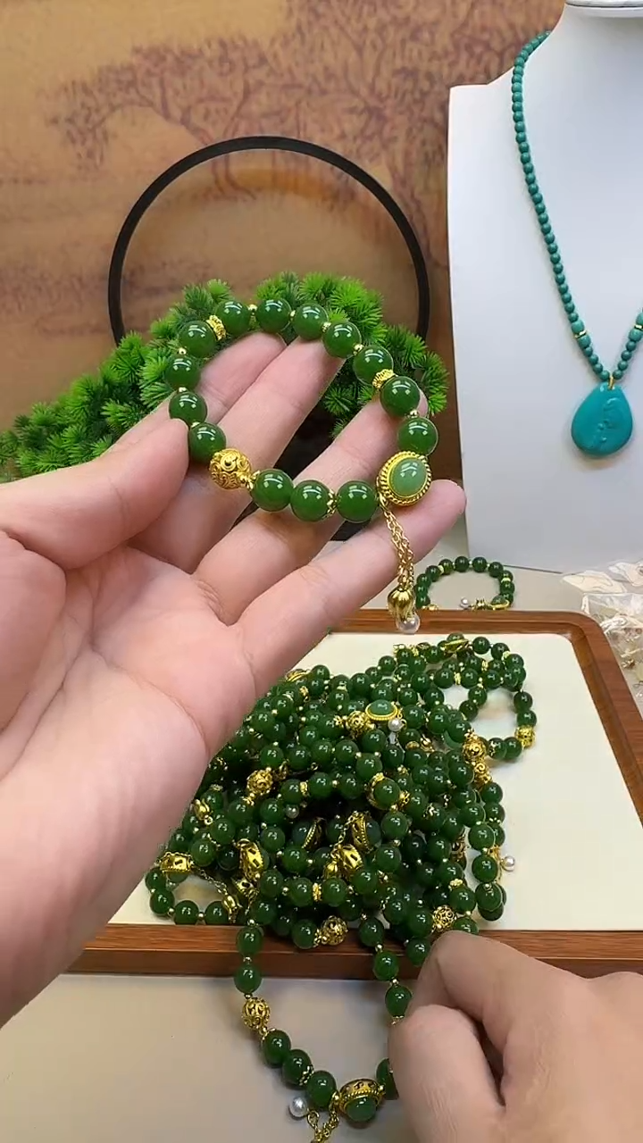 颈饰14K金镶嵌和田玉A134 