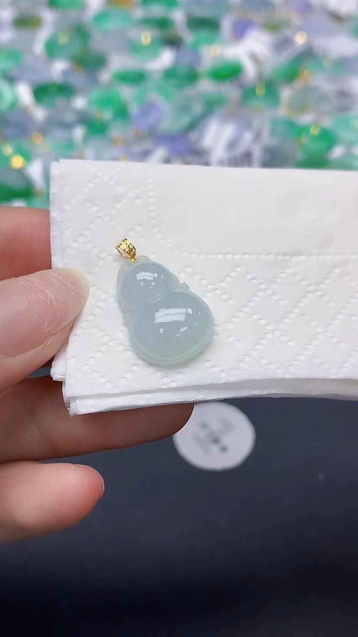 翡翠未镶嵌颈饰天然缅甸a货翡翠