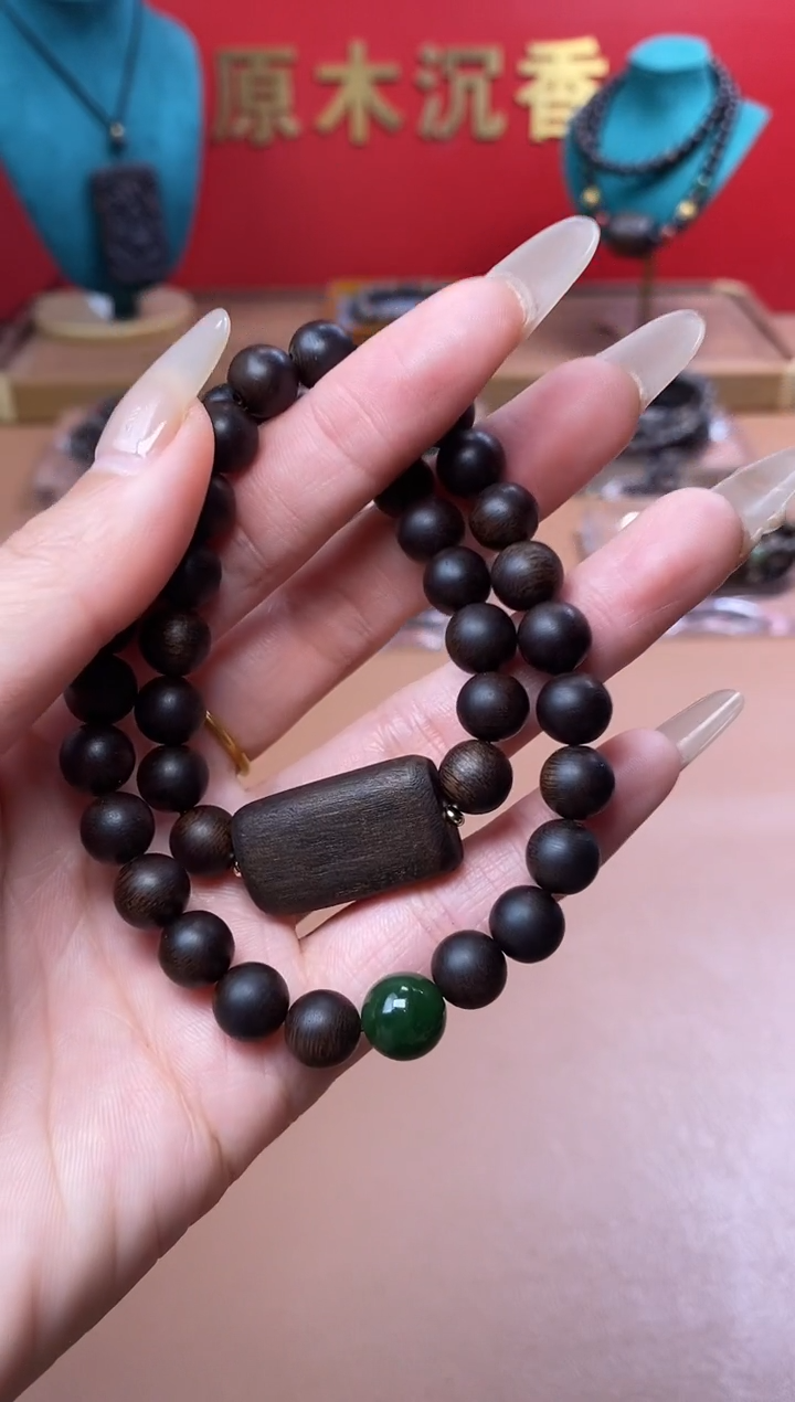 【闪购商品】沉香手串Y沉水芽庄白棋08两圈+雷击顶珠沉香木雕