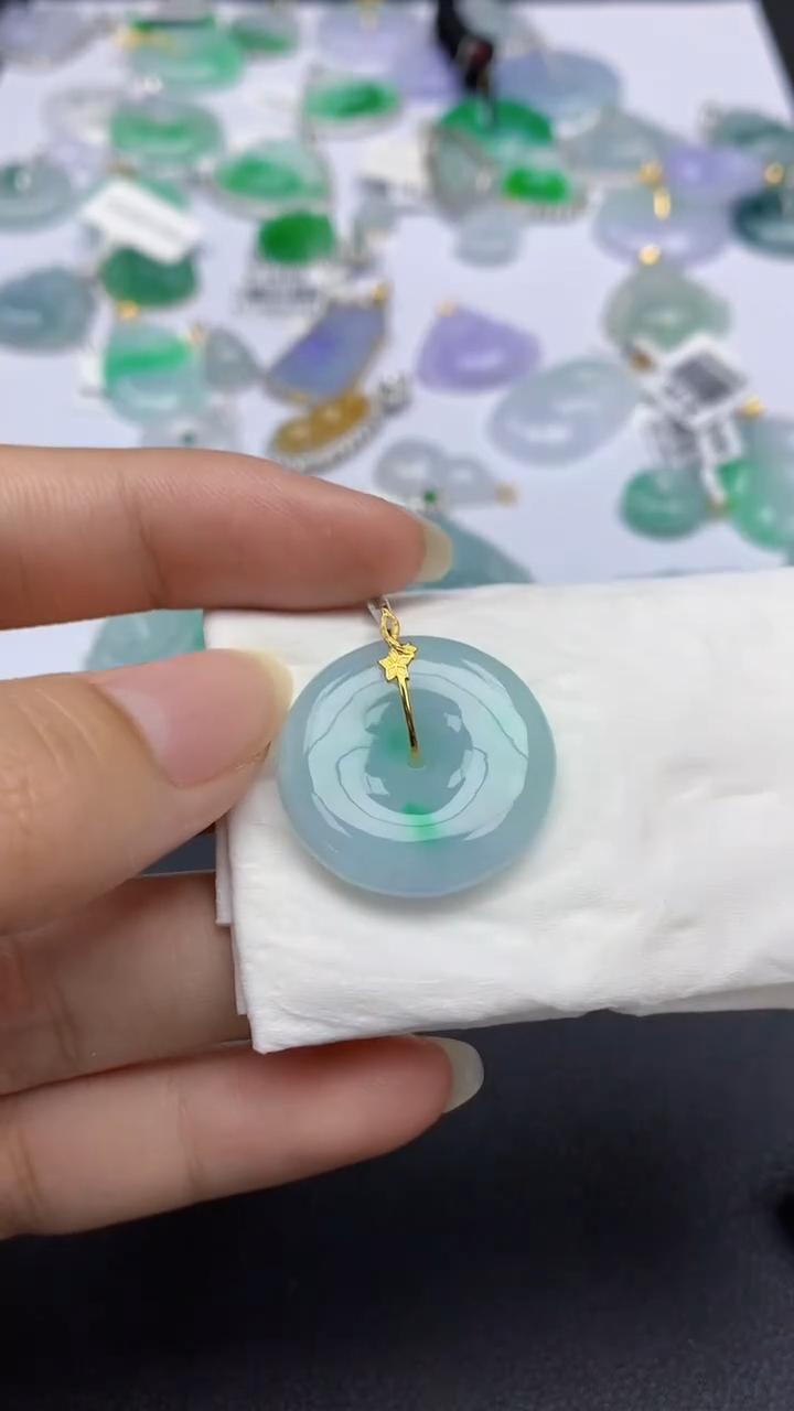 翡翠18K金镶嵌颈饰天然缅甸a货翡翠百元以上9元证书费自理