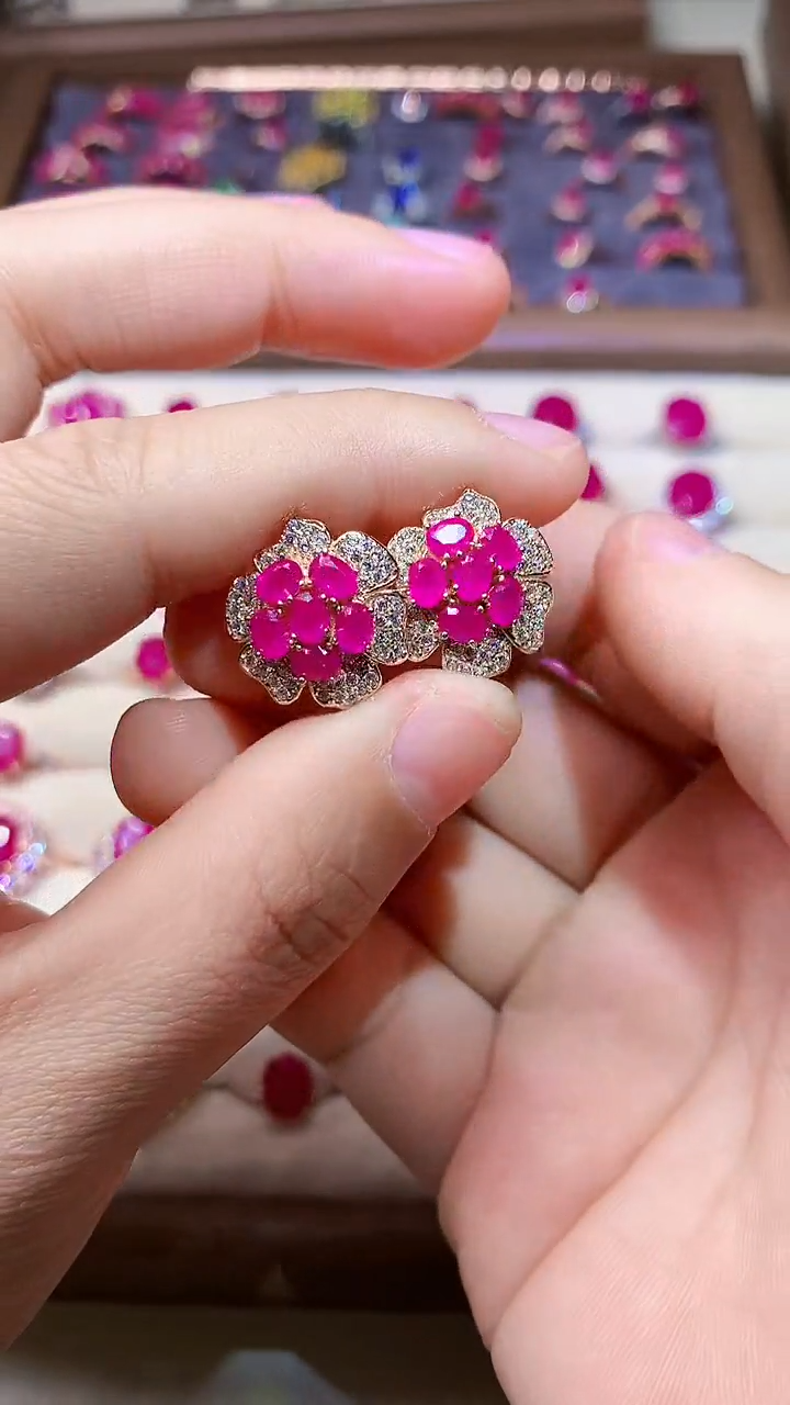 【闪购商品】红宝石耳饰银S925镶嵌00000