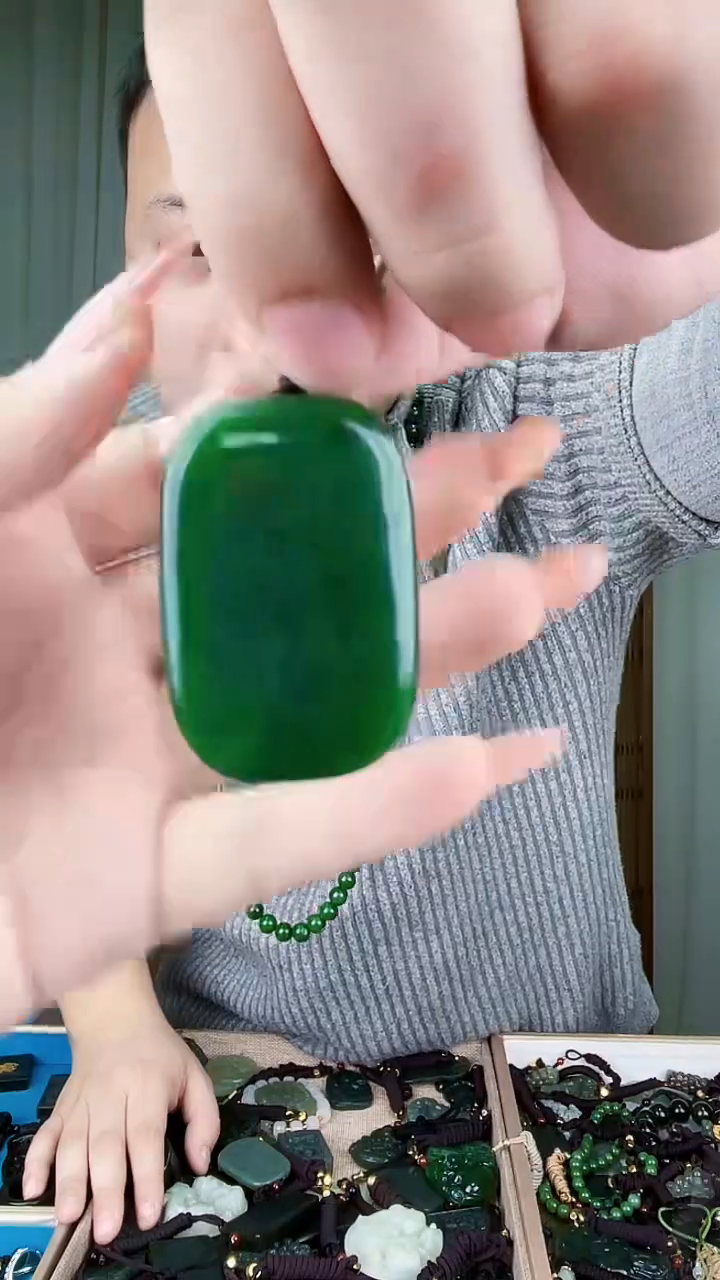 未镶嵌和田玉挂件和田玉拍一发一，多样性发货！