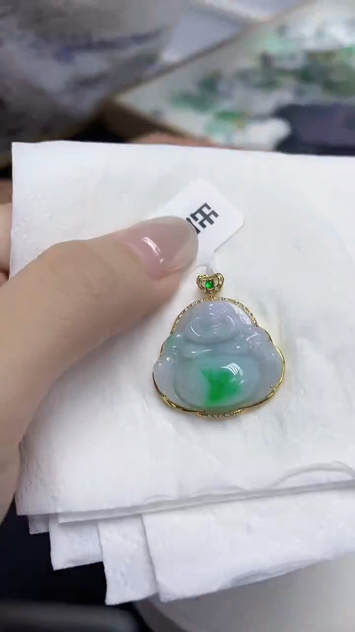 翡翠18K金镶嵌颈饰天然缅甸翡翠A货