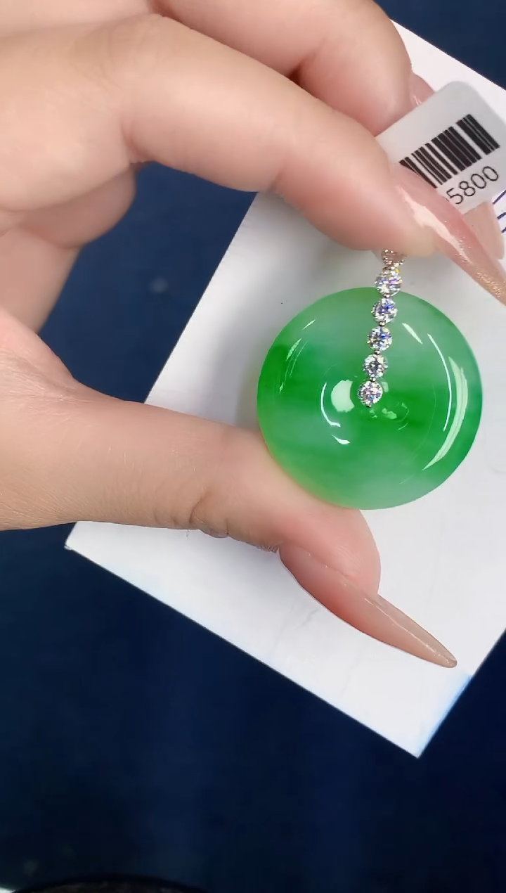 【闪购商品】翡翠颈饰18K金镶嵌000000000