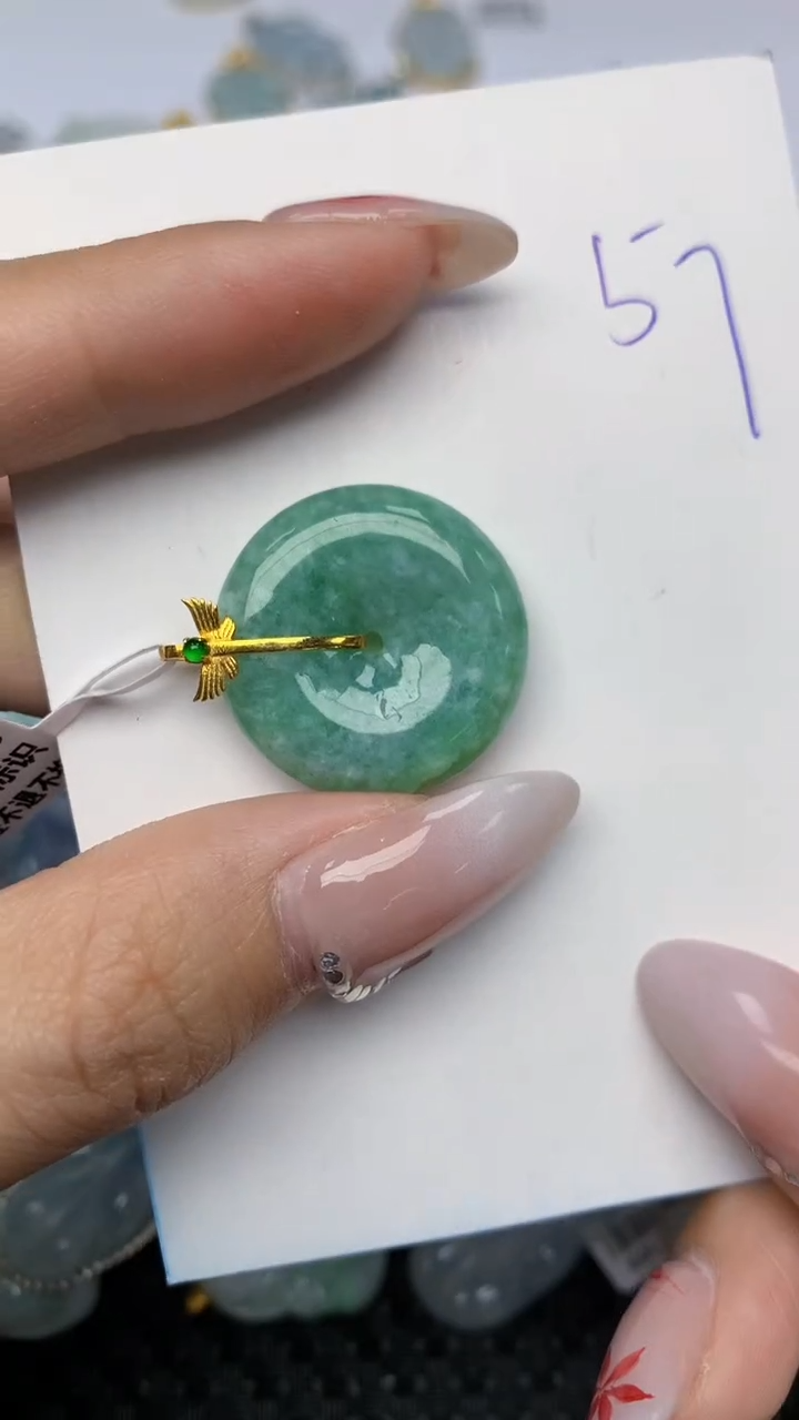 【闪购商品】翡翠颈饰18K金镶嵌 天然翡翠A货，