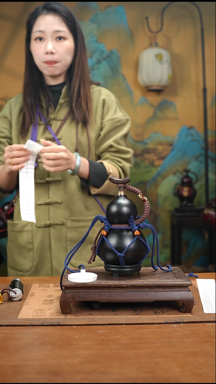 YY064复古网兜款大漆天然酒葫芦（一物一拍）