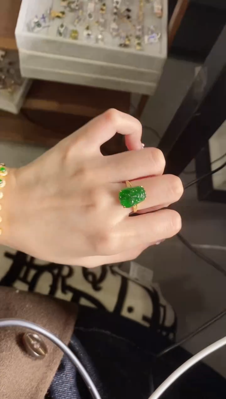 【闪购商品】翡翠戒指银S925镶嵌51151