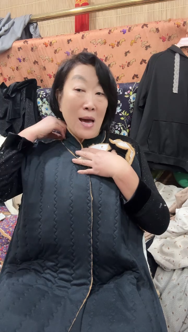 石墨烯男款棉衣裁片加大码一件