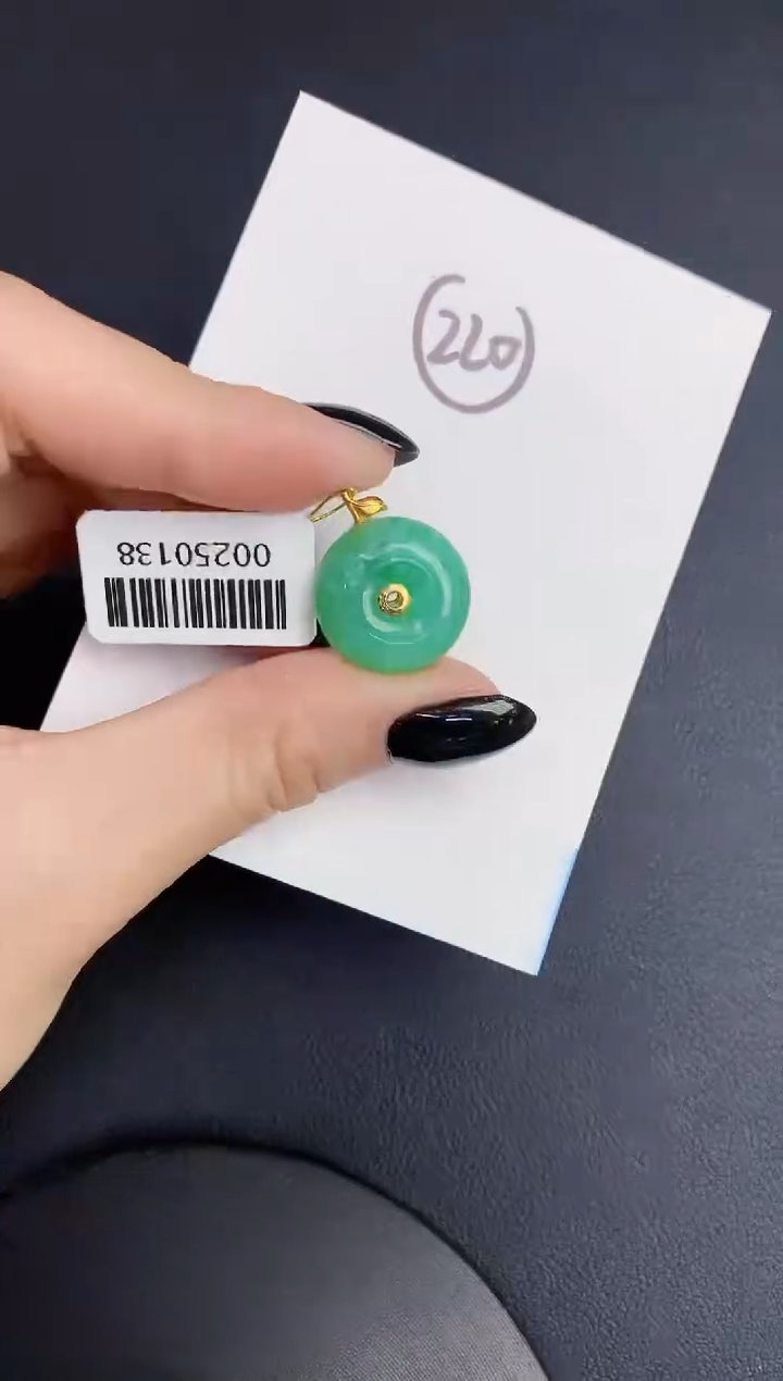 【闪购商品】翡翠颈饰18K金镶嵌00000000000