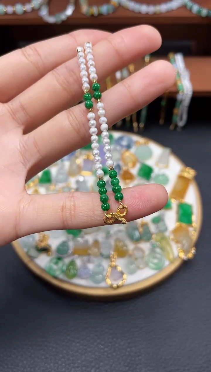 【闪购商品】翡翠套链18K金镶嵌一个   JK215