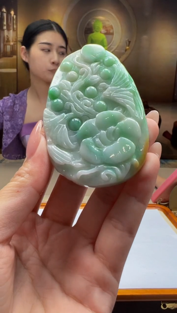 翡翠未镶嵌颈饰G2025-4-21-117