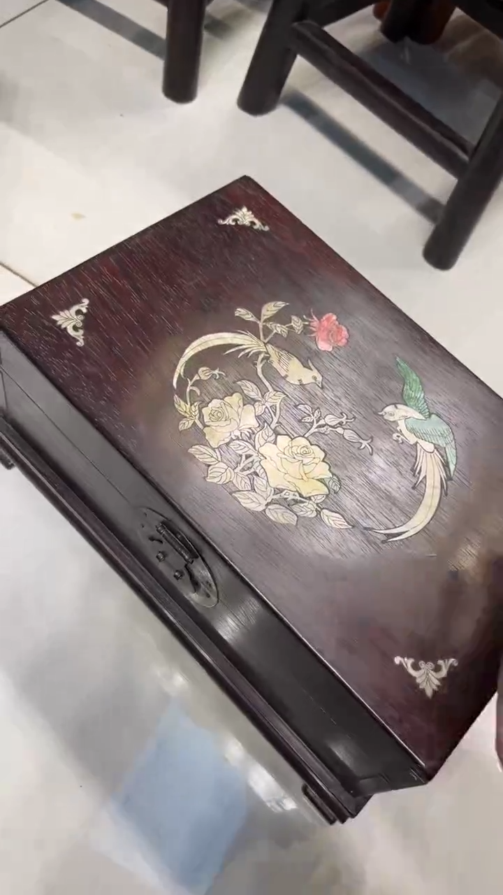 【闪购商品】贡木锦上添花螺钿首饰箱