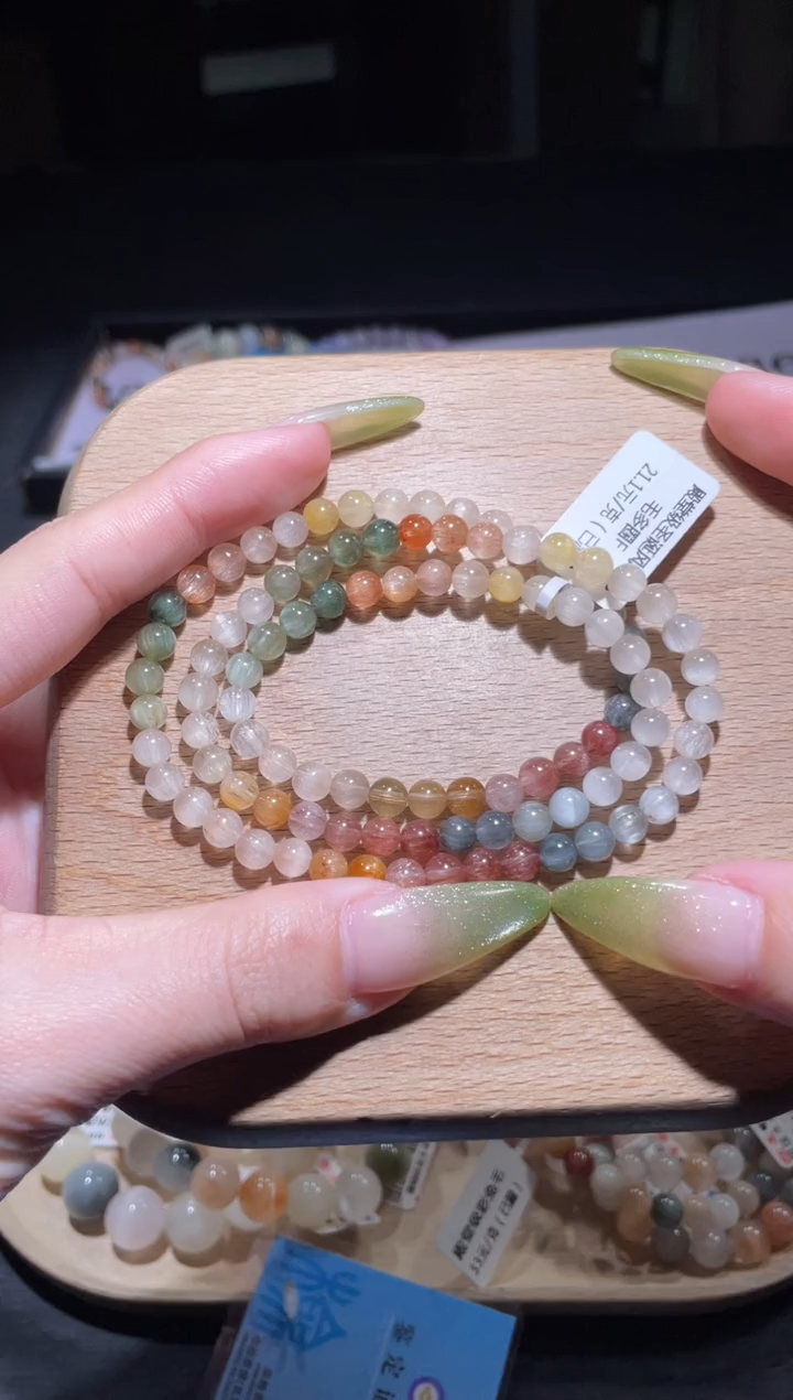 【闪购商品】水晶手链未镶嵌184号多样性发货一V 5+