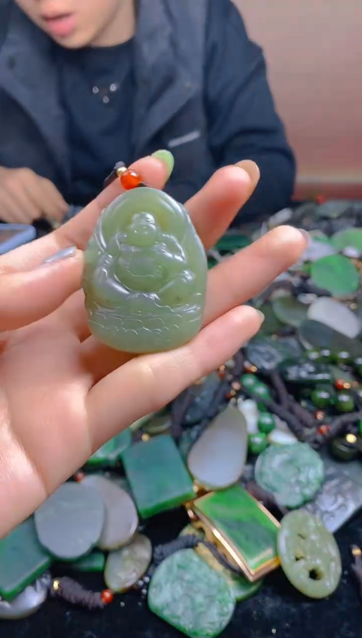 未镶嵌和田玉珠宝半成品1