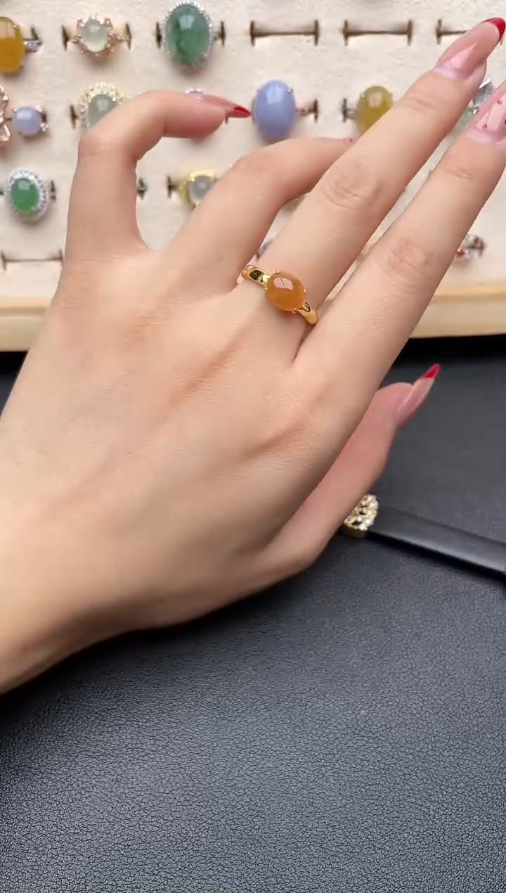 【闪购商品】翡翠戒指银S925镶嵌一物一证一礼盒