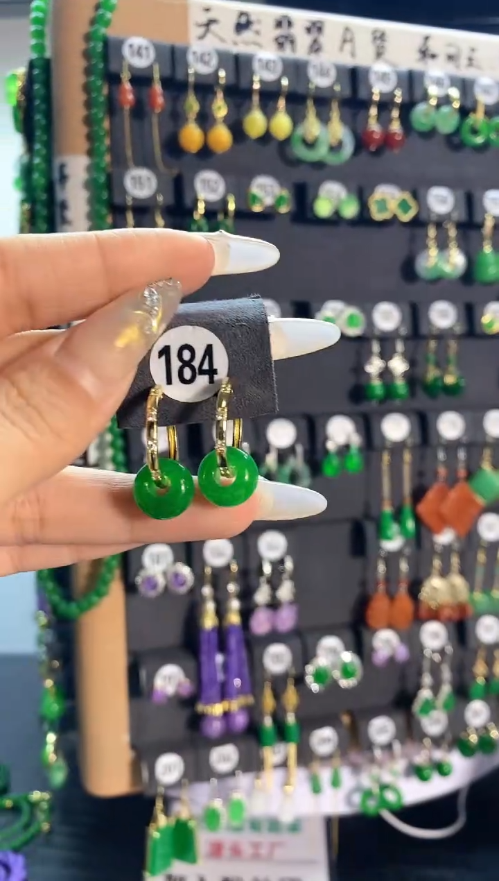 【闪购商品】翡翠耳饰银S925镶嵌184.....