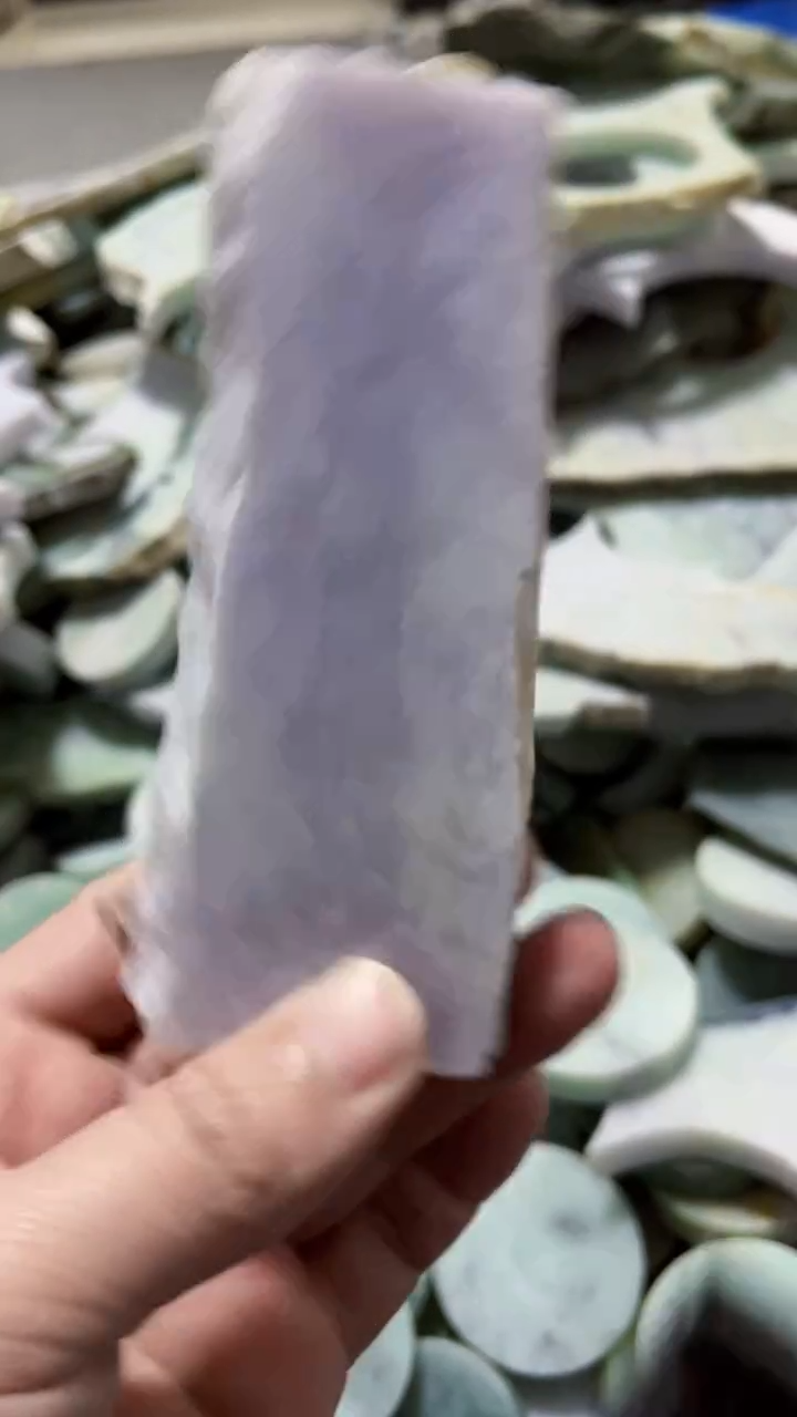 【闪购商品】翡翠挂件未镶嵌A货康壹050