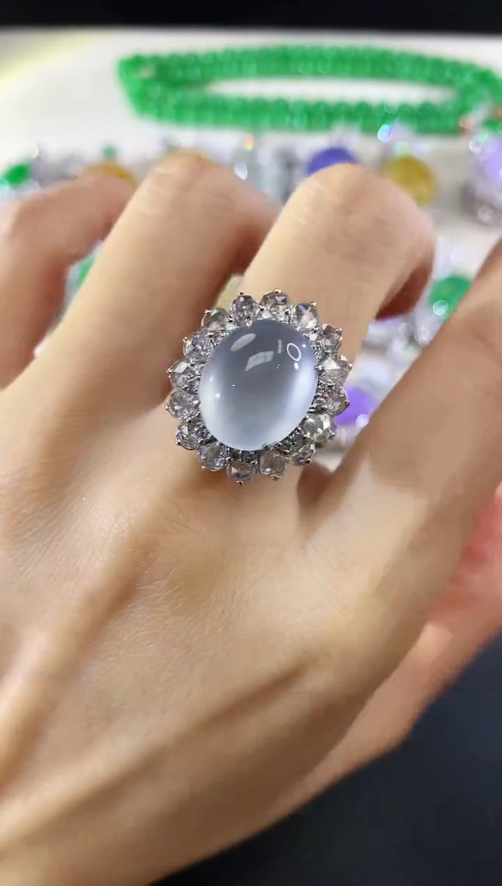 18K金镶嵌戒指翡翠166|58000