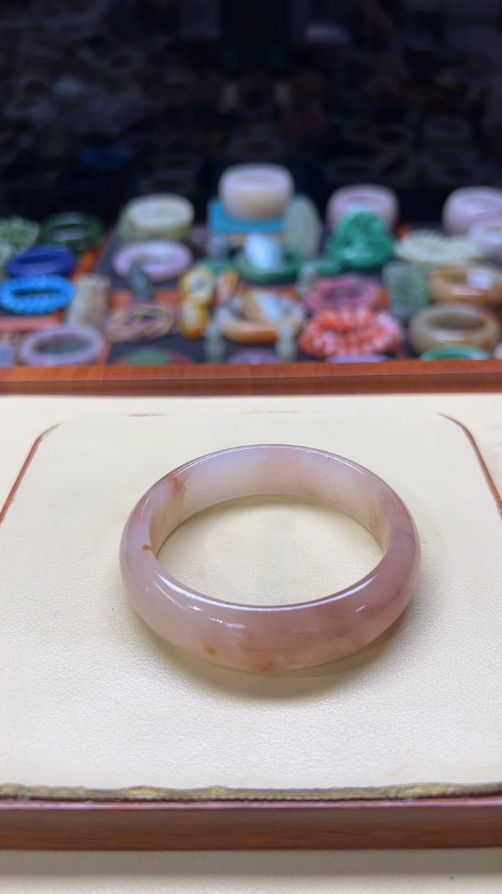未镶嵌手镯石英质玉蝉*139