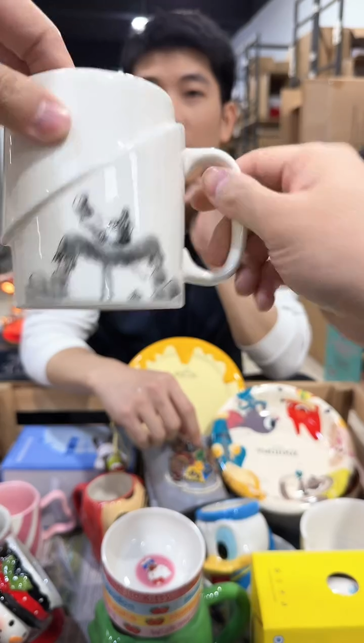 瓷片狮子歌歌水杯