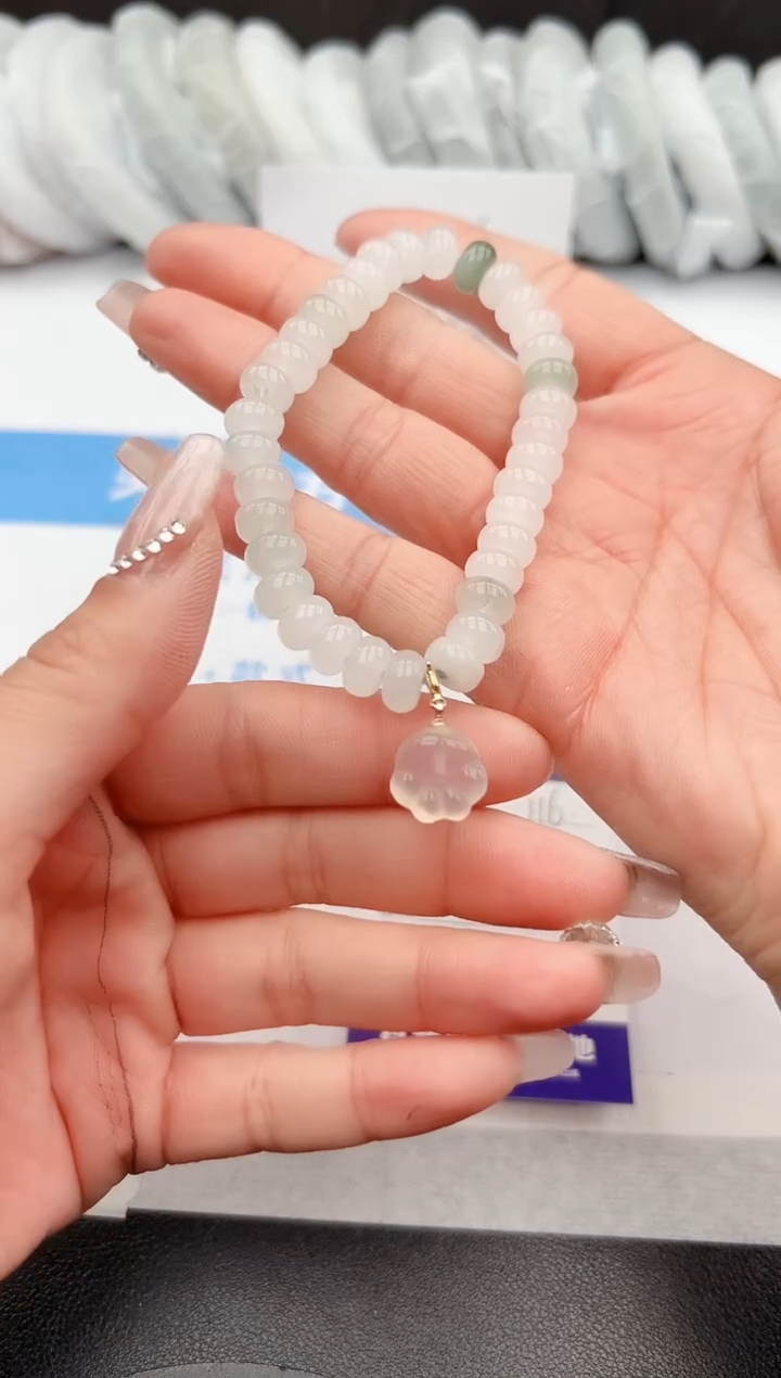 【闪购商品】石英质玉手镯未镶嵌00000000