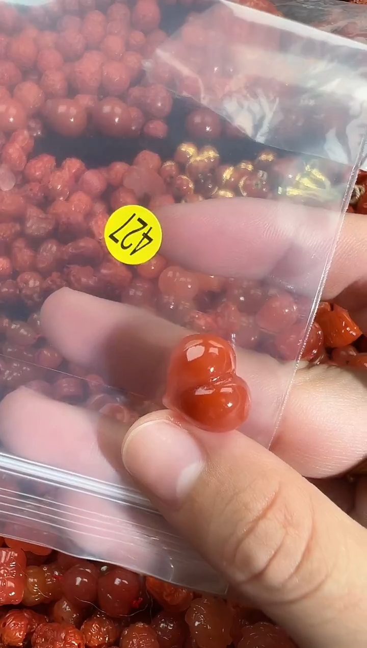 颈饰未镶嵌南红玛瑙1