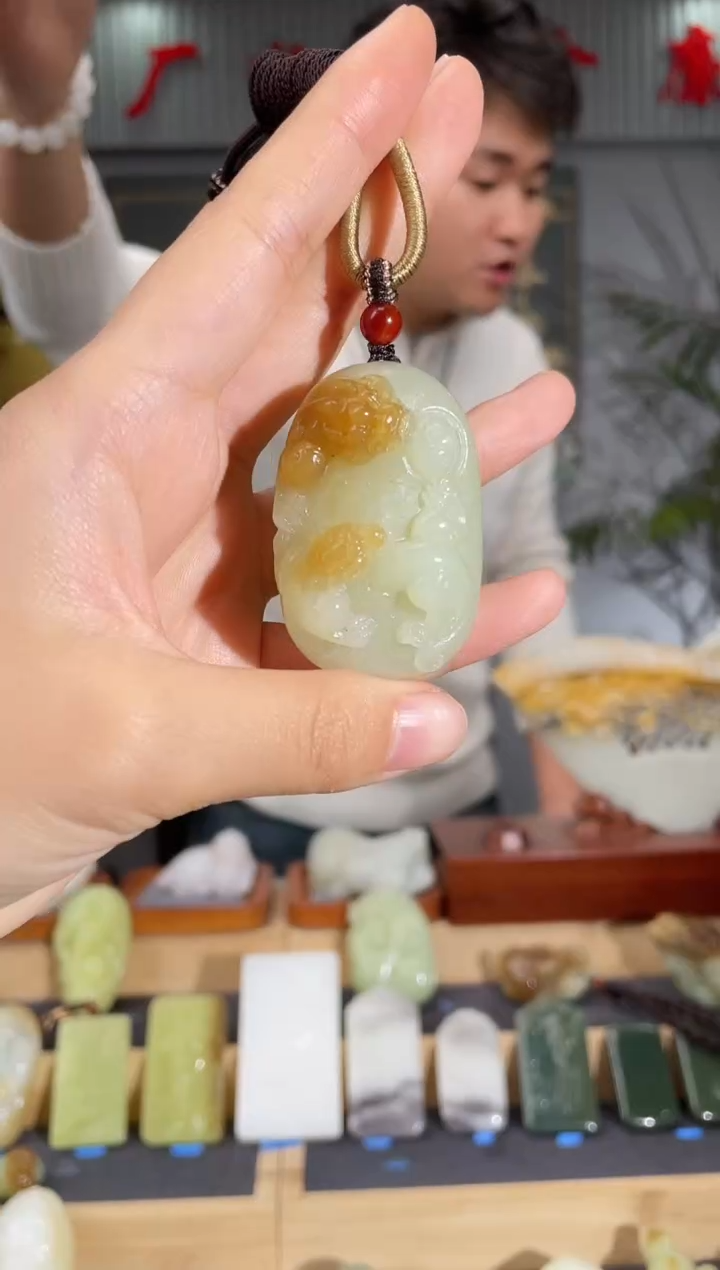 【闪购商品】和田玉颈饰未镶嵌拍一发一 多样性发货