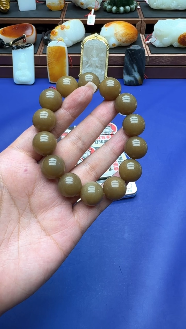 【闪购商品】和田玉手串未镶嵌11111qml16*