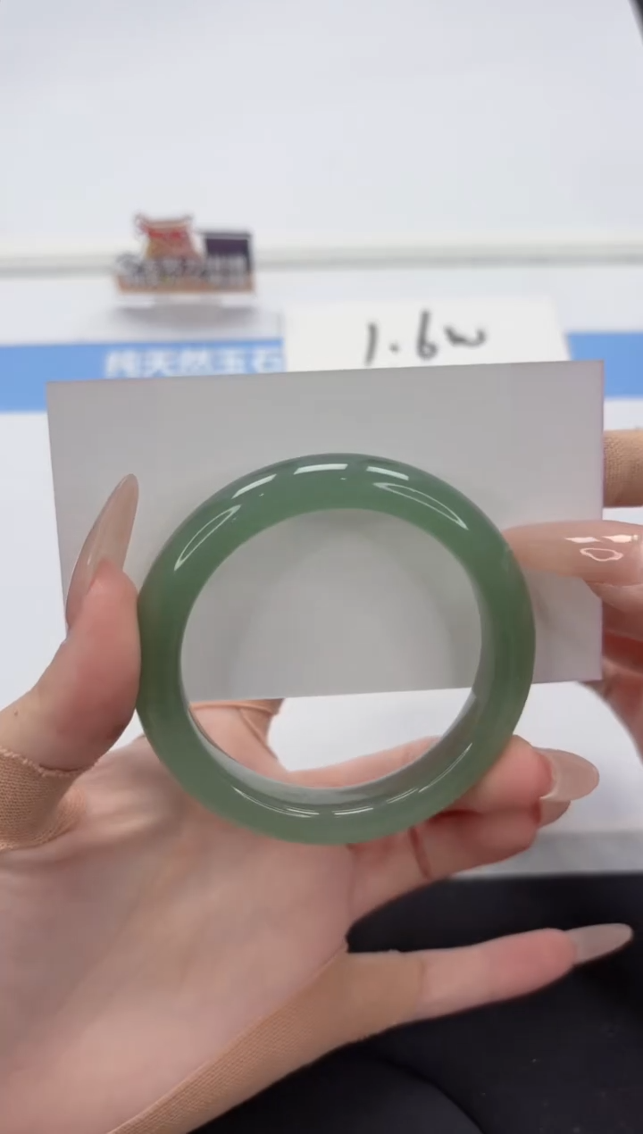 【闪购商品】石英质玉手镯未镶嵌A306-55.2