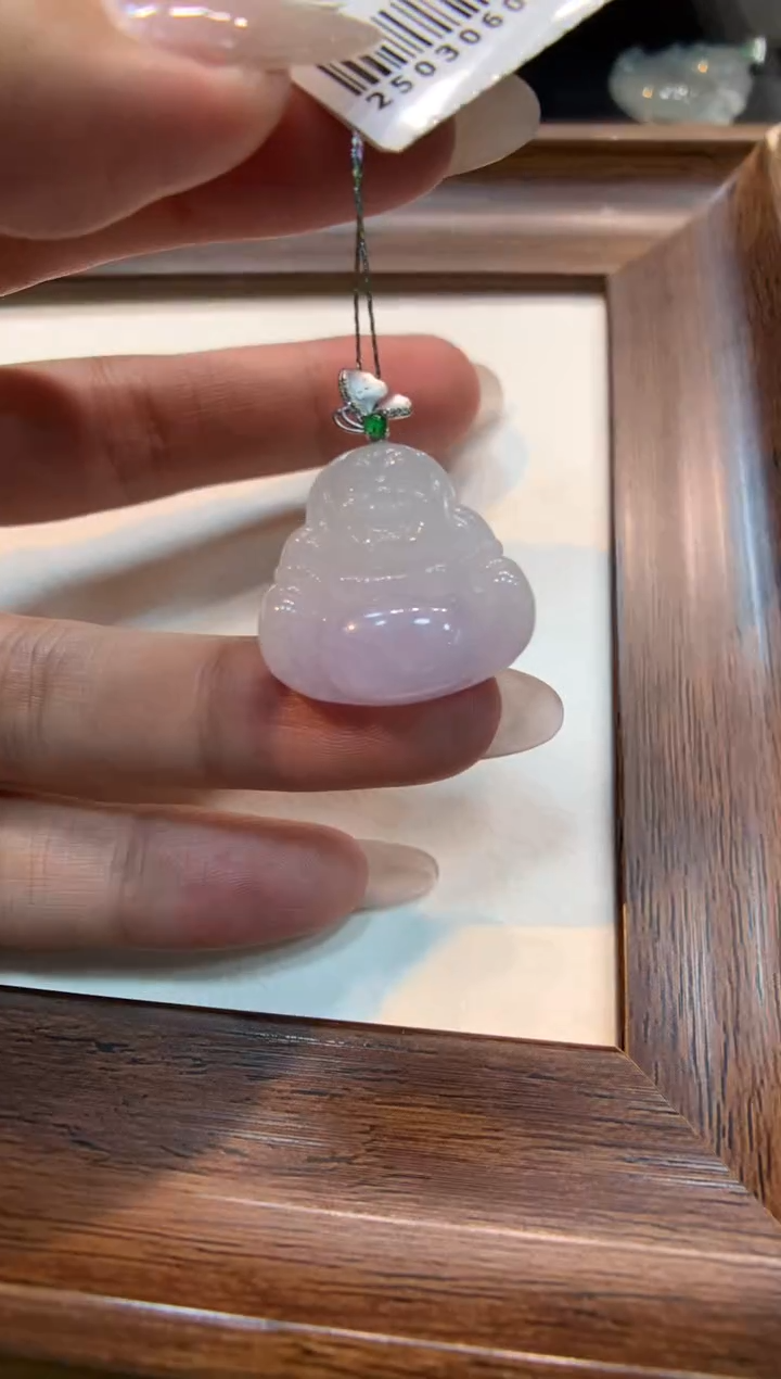 翡翠18K金镶嵌颈饰佛公