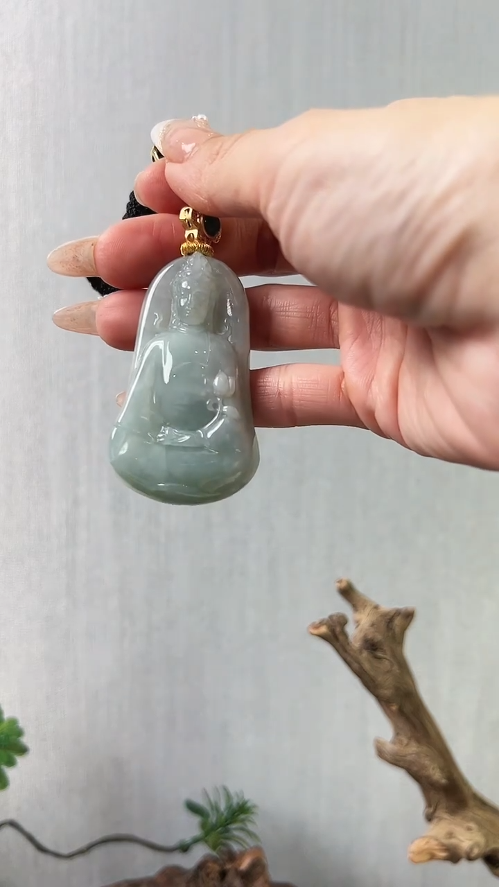 【闪购商品】翡翠颈饰未镶嵌素衣观音