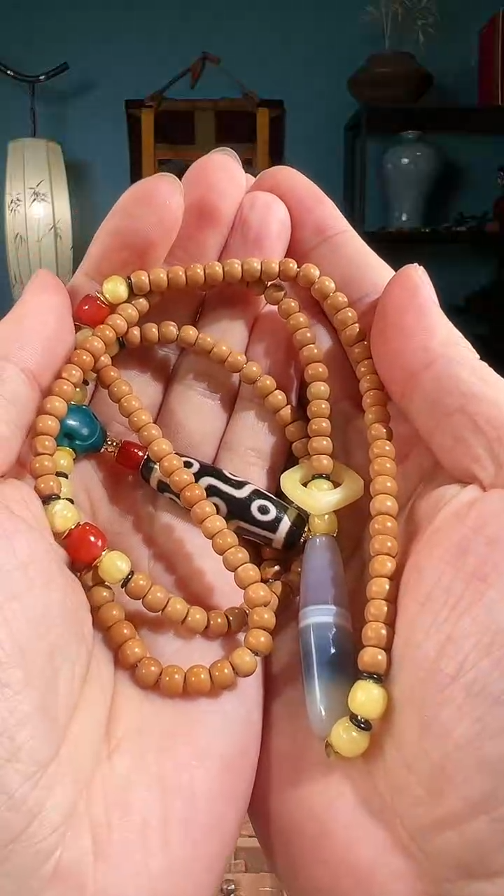 【闪购商品】椰蒂吊坠椰蒂108108108