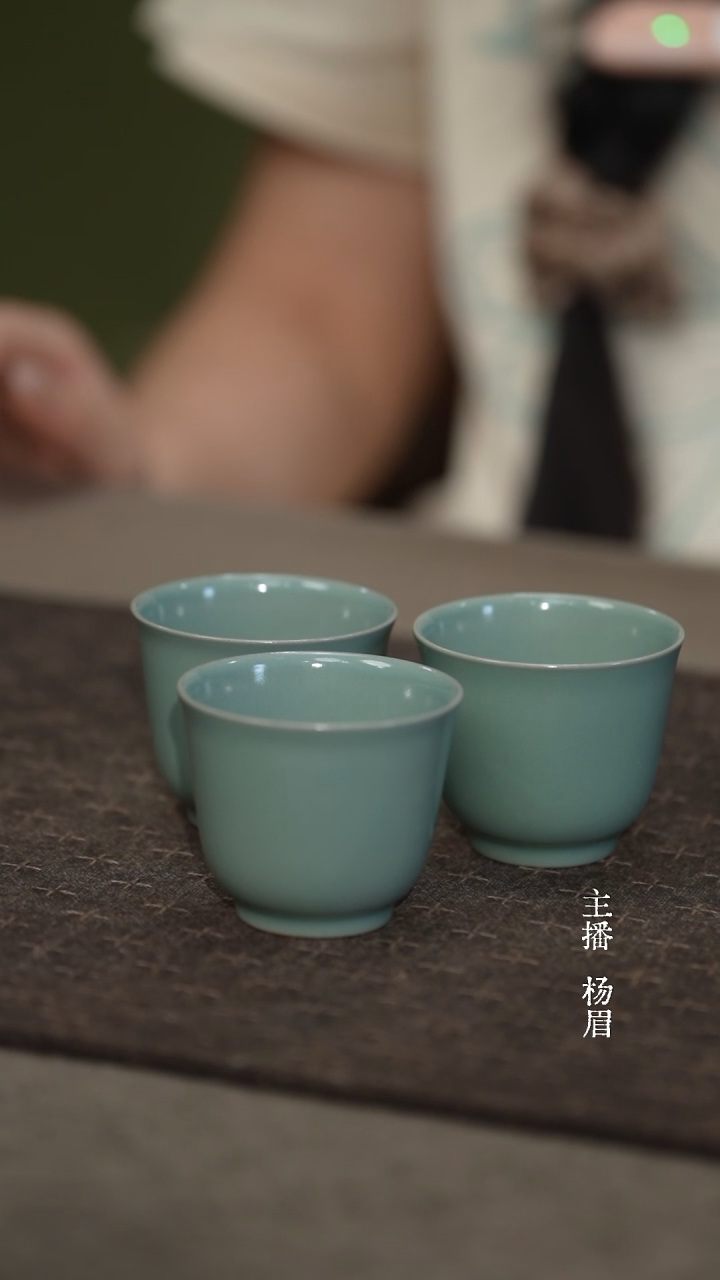 3只杯子-晓青微瑕-眉