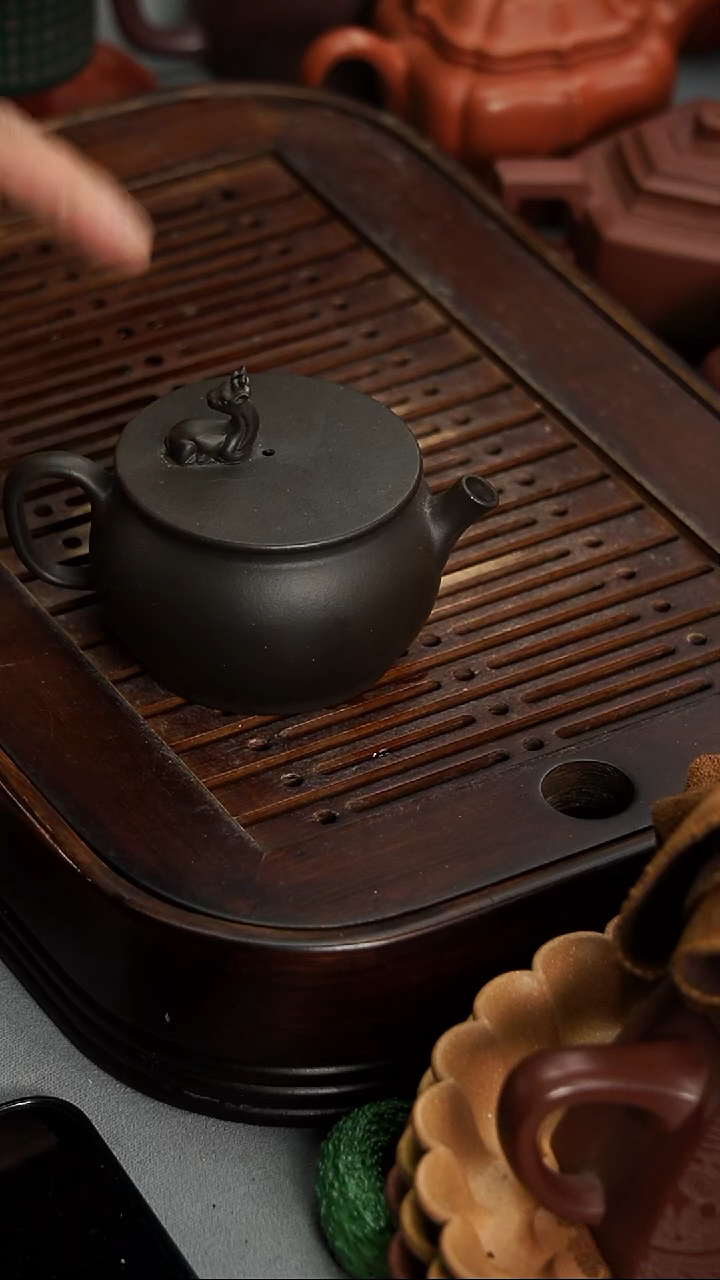 茶壶紫砂宜兴紫砂君子兰一路有你