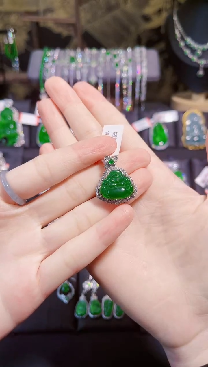 【闪购商品】翡翠颈饰银S925镶嵌佛公吊坠