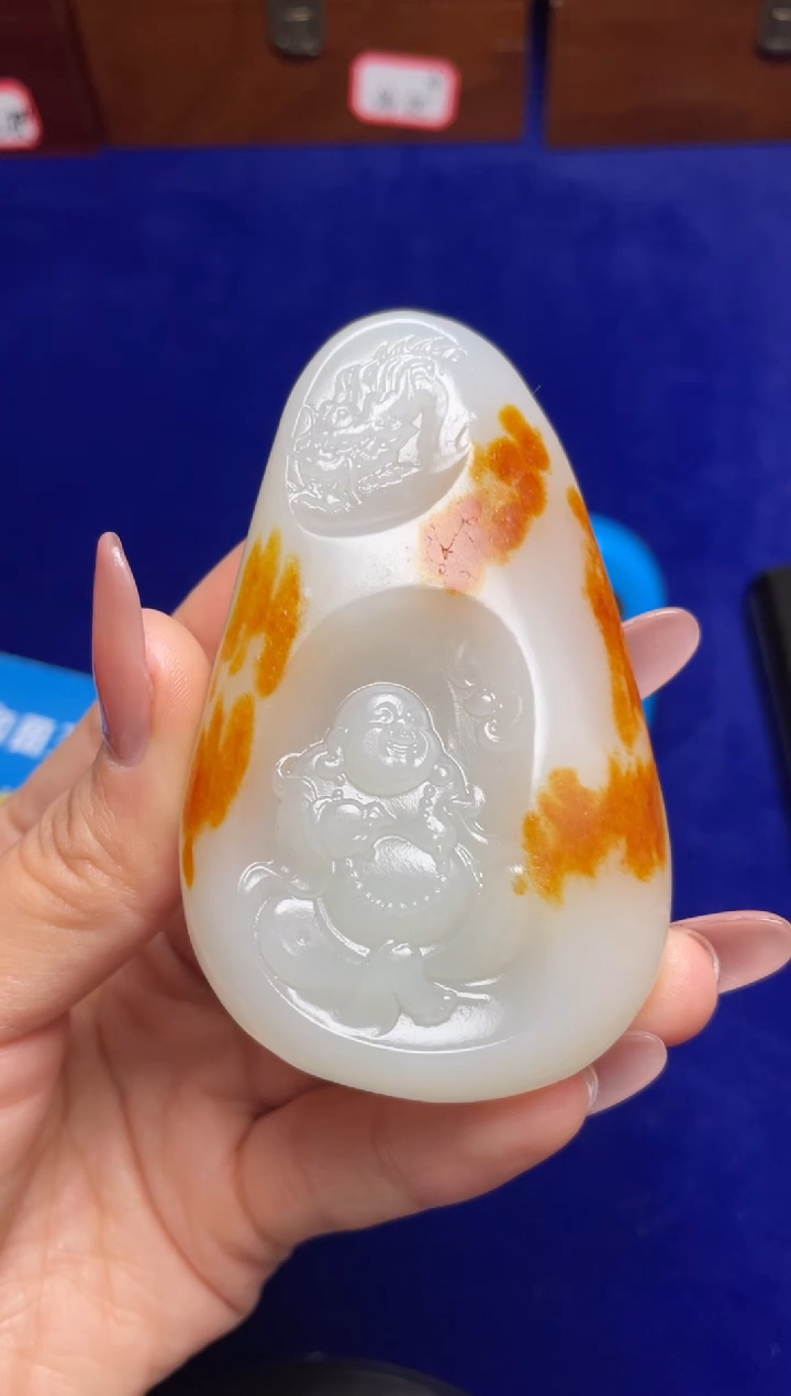 未镶嵌和田玉挂件徐**?和田玉