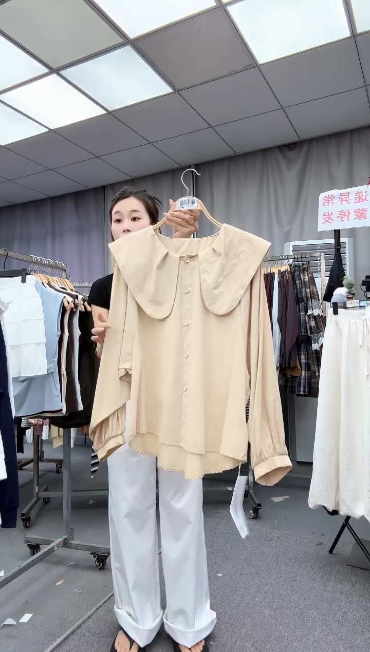 大哥家漂亮衣服漂亮颜色
