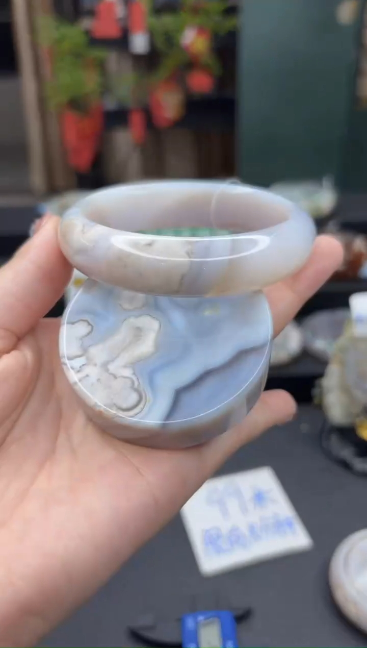 【闪购商品】石英质玉手镯未镶嵌2197（61圈赠送镯心）