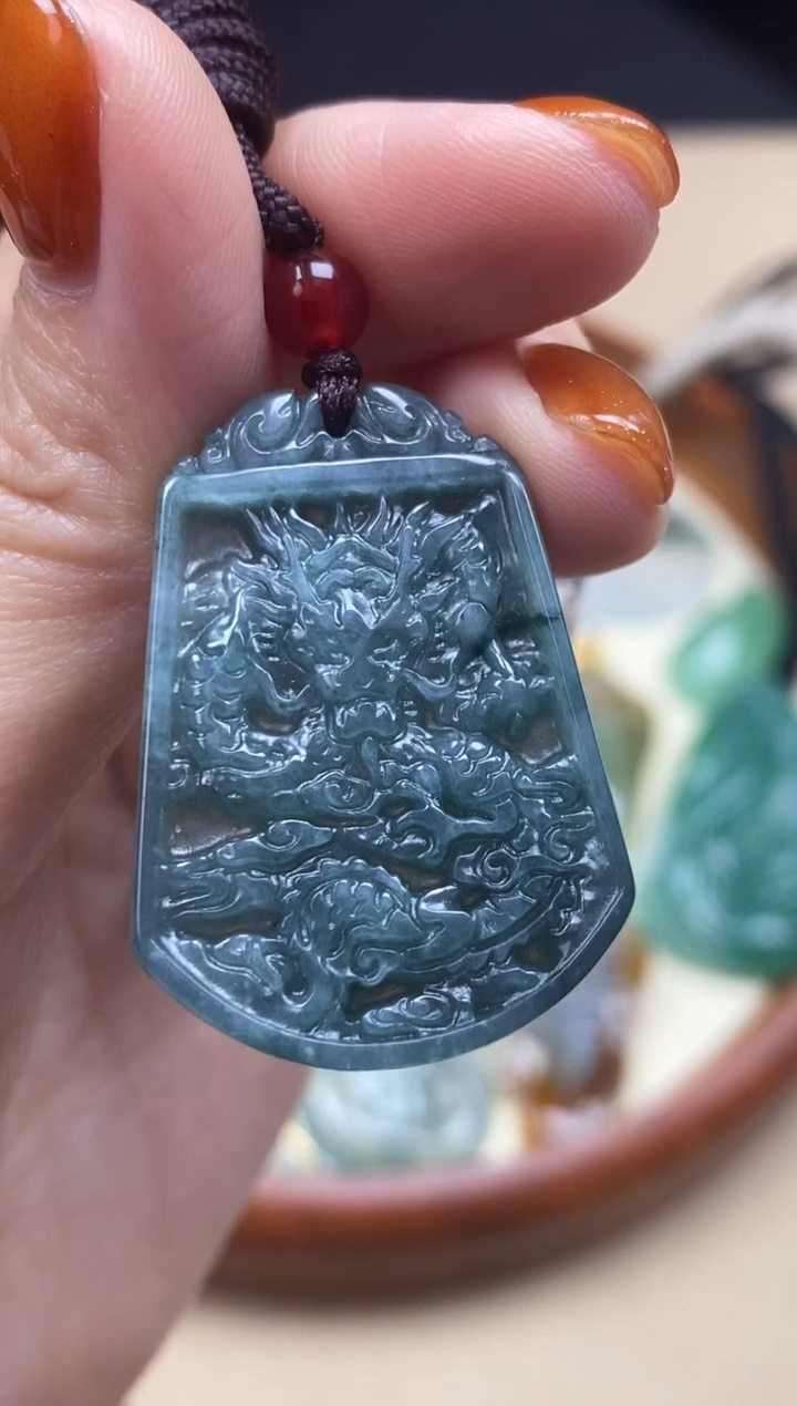 【闪购商品】翡翠颈饰未镶嵌挂件