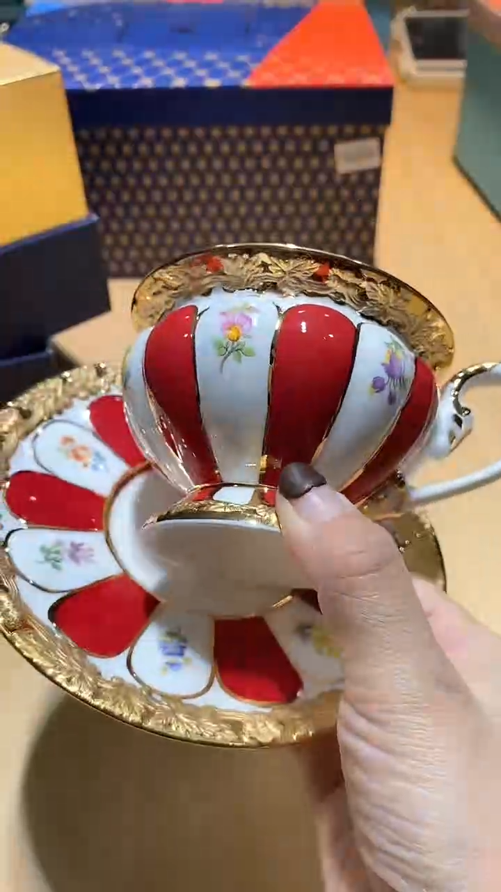 【闪购商品】瓷片锅碗瓢盆一件不剩