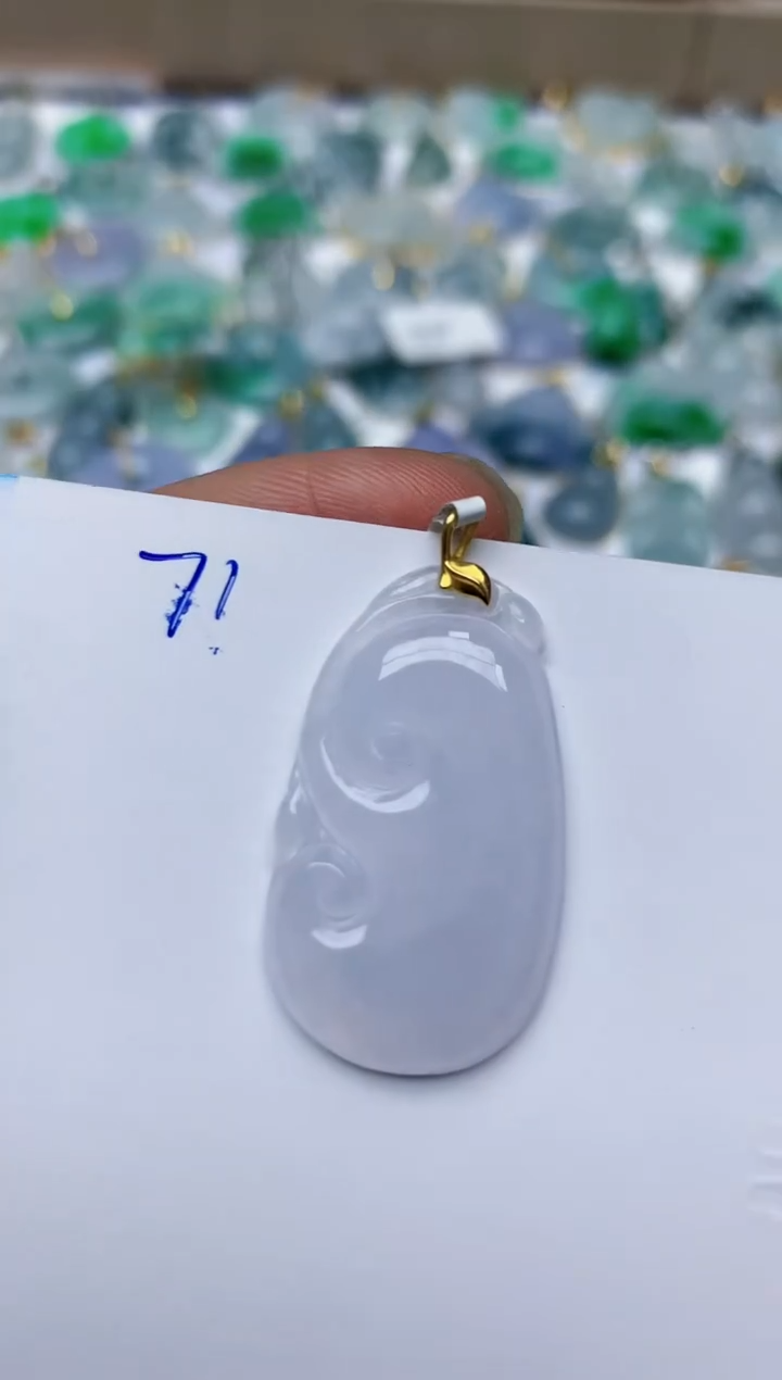 【闪购商品】翡翠颈饰18K金镶嵌天然翡翠A货   