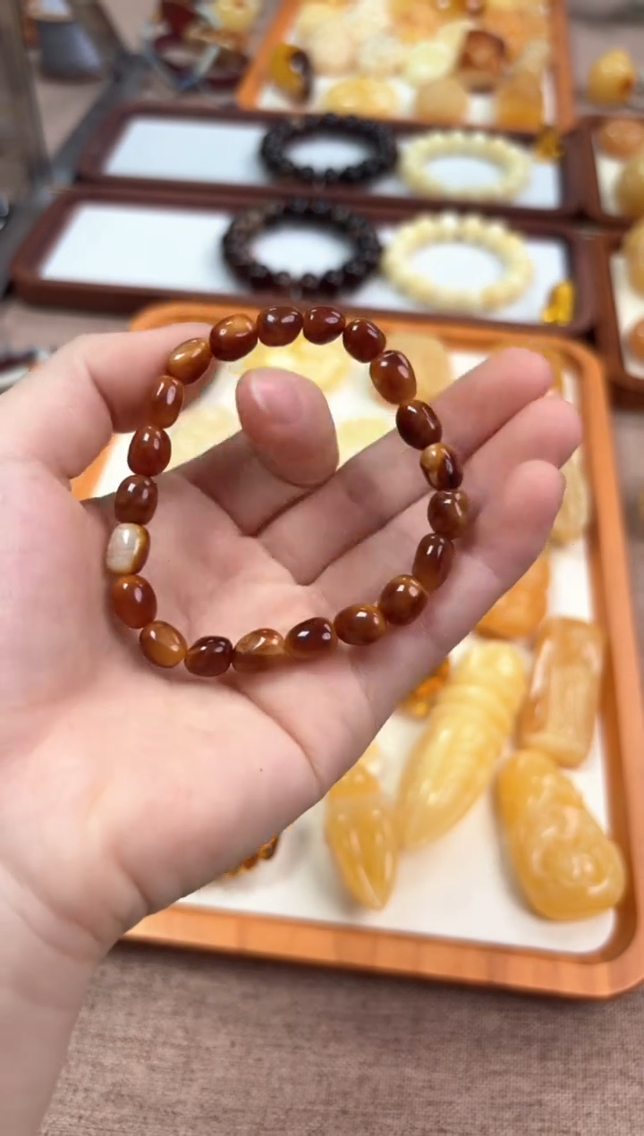 【闪购商品】蜜蜡裸石未镶嵌手串