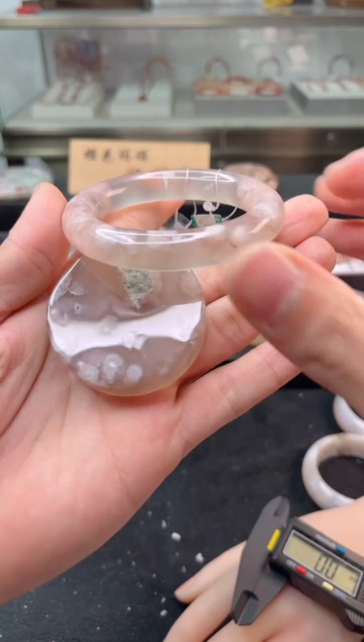 未镶嵌手镯石英质玉53圈口（赠品镯心）6511474